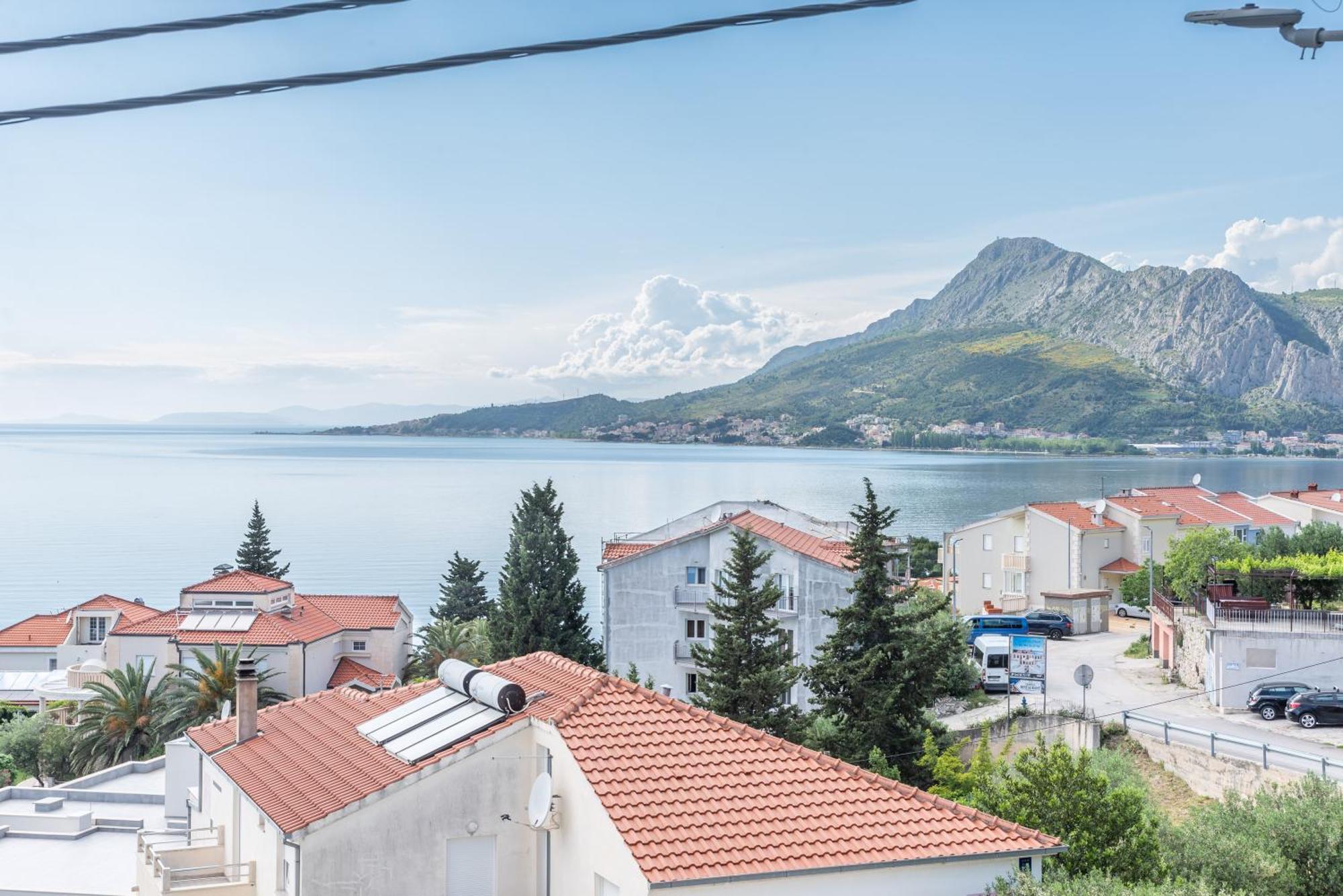 Morska Vila Омиш Экстерьер фото